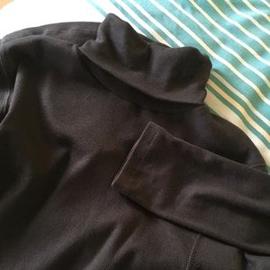 NWOT Everlane pima micro-rib turtleneck